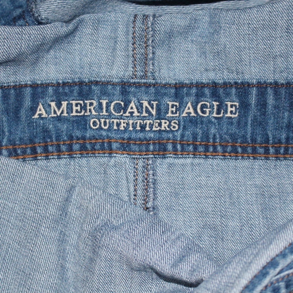 American Eagle, distressed  overalls jean Shorts Medium - Picture 8 of 9
